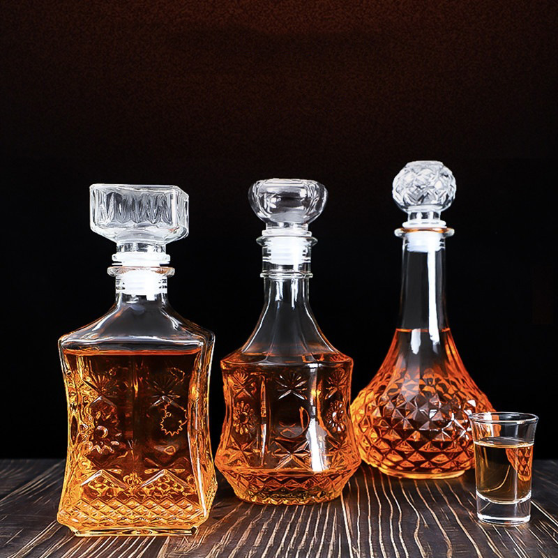 Роскошный стеклянный графин дл – обзор и цена Decanter Globe Set