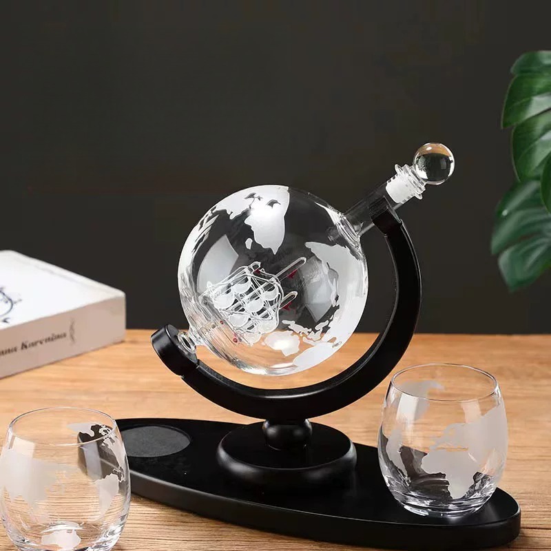 Декоративный набор для вина в  – обзор и цена Decanter Globe Set